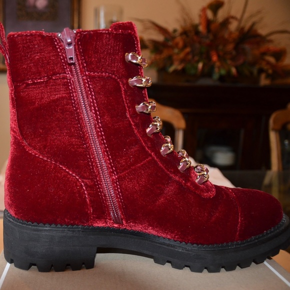 CECELIA New York Chance Hiker Velvet Ankle Boot NWOT - Picture 5 of 6